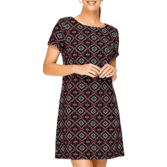 Loft Outlet Size XS Petite Textured Quilted Jacquard Medallion Shift Dress Maroo - Picture 1 of 9